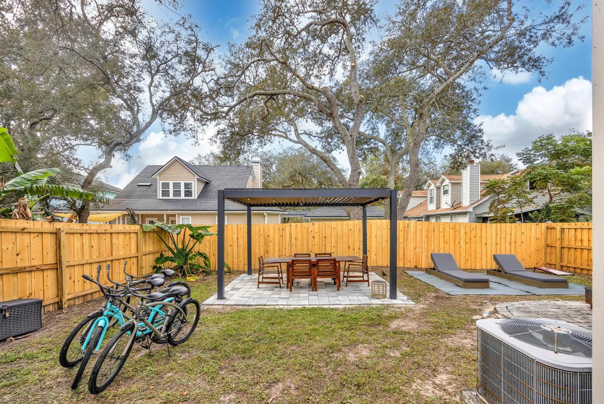 {Hidden Gem} Beach Home Blocks From Ocean +6 Bikes Jacksonville Beach Kültér fotó